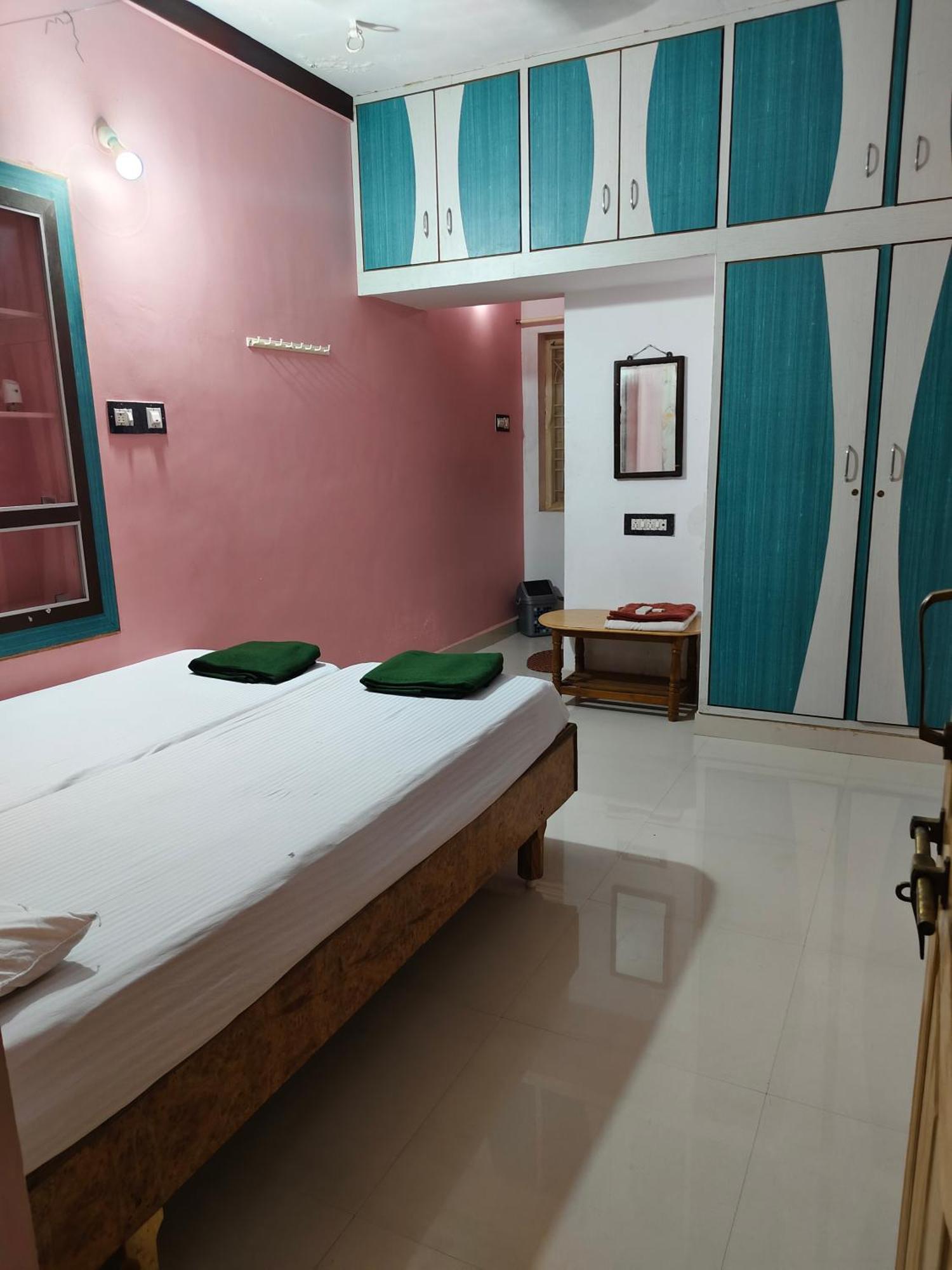 Backpiper Stay Hampi Luaran gambar